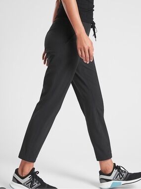 Athleta Midtown Ankle Pant size 12